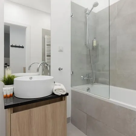 Wola Pet-friendly With Ac Slawinska By Renters *