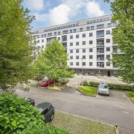 Wola Pet-friendly With Ac Slawinska By Renters 아파트 *