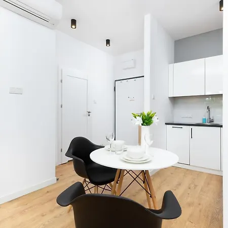 Wola Pet-friendly With Ac Slawinska By Renters *