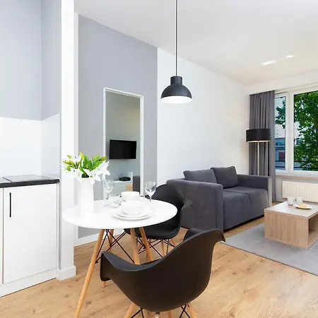 Wola Pet-friendly With Ac Slawinska By Renters Varşova