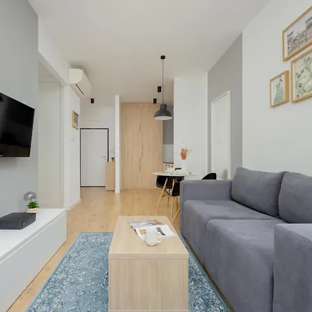 Wola Pet-friendly With Ac Slawinska By Renters Apartment