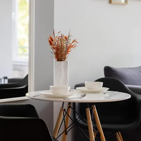 Wola Pet-friendly With Ac Slawinska By Renters Varşova