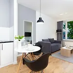 Wola Pet-friendly With Ac Slawinska By Renters Varsovia