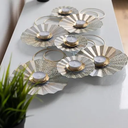 Apartamento Wola Pet-friendly With Ac Slawinska By Renters *