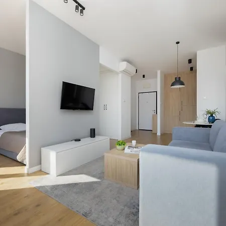 Wola Pet-friendly With Ac Slawinska By Renters Διαμέρισμα *
